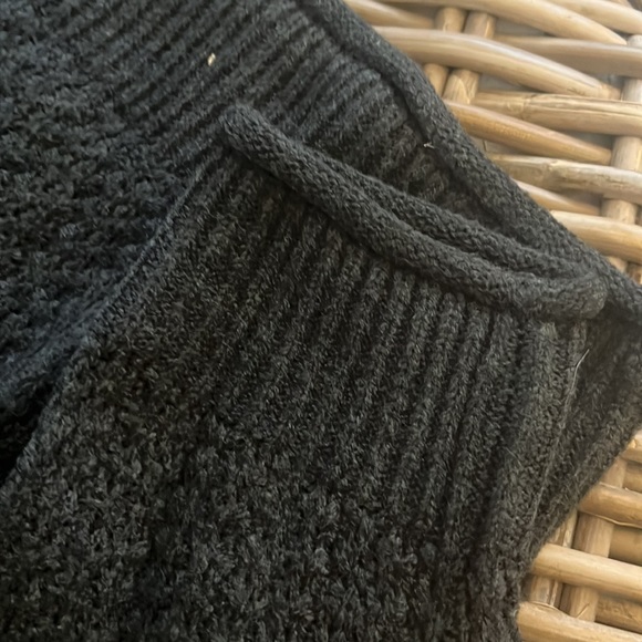 Universal Threads brand brand new sweater. Charcoal grey. - Picture 3 of 3